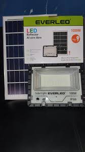 REFLECTOR SOLAR DE 100W-A